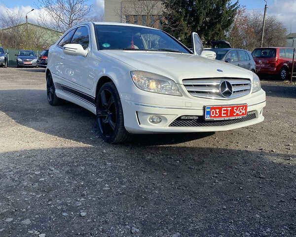 Білий Мерседес ЦЛЦ-клас, об'ємом двигуна 1.8 л та пробігом 172 тис. км за 8300 $, фото 1 на Automoto.ua