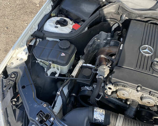 Білий Мерседес ЦЛЦ-клас, об'ємом двигуна 1.8 л та пробігом 172 тис. км за 8300 $, фото 25 на Automoto.ua