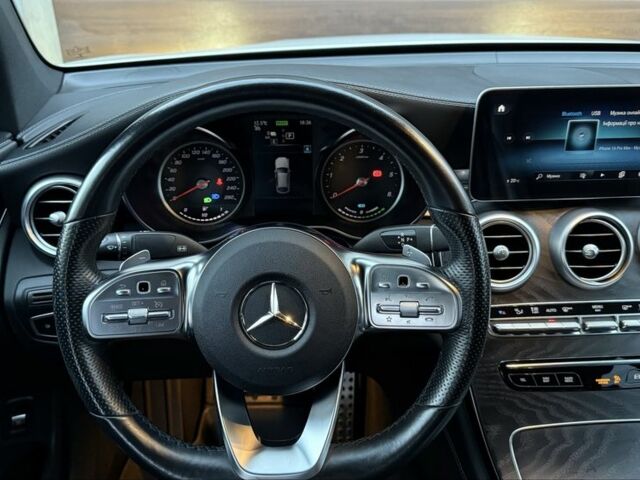 Білий Мерседес ЦЛЦ-клас, об'ємом двигуна 2 л та пробігом 113 тис. км за 1134 $, фото 4 на Automoto.ua