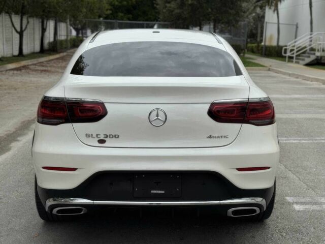 Білий Мерседес ЦЛЦ-клас, об'ємом двигуна 2 л та пробігом 29 тис. км за 35000 $, фото 5 на Automoto.ua