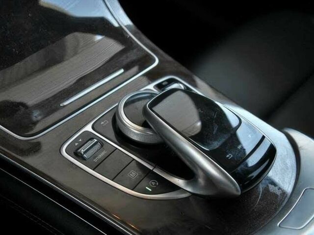 Белый Мерседес ЦЛЦ-класс, объемом двигателя 2 л и пробегом 132 тыс. км за 8000 $, фото 9 на Automoto.ua