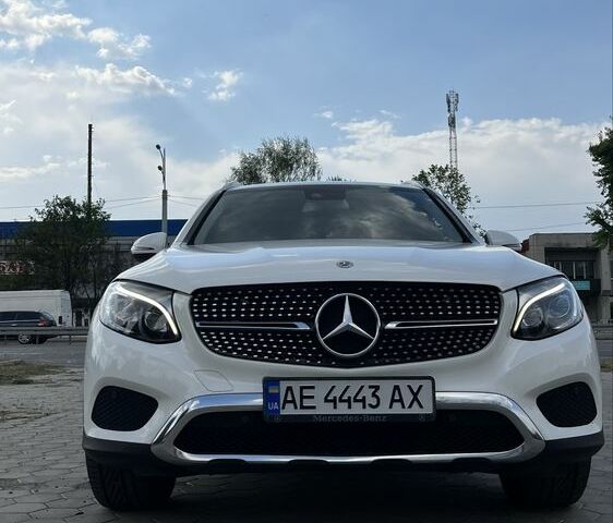 Белый Мерседес ЦЛЦ-класс, объемом двигателя 2.1 л и пробегом 74 тыс. км за 32500 $, фото 1 на Automoto.ua