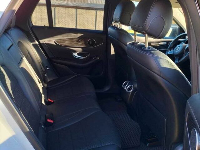 Белый Мерседес ЦЛЦ-класс, объемом двигателя 2.2 л и пробегом 202 тыс. км за 30000 $, фото 6 на Automoto.ua