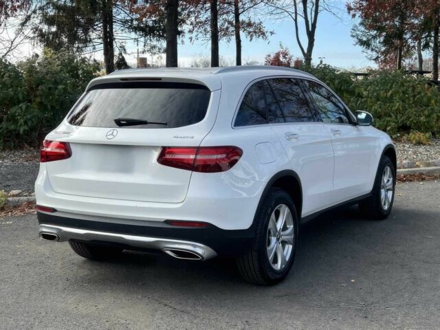 Белый Мерседес ЦЛЦ-класс, объемом двигателя 2 л и пробегом 50 тыс. км за 19300 $, фото 5 на Automoto.ua