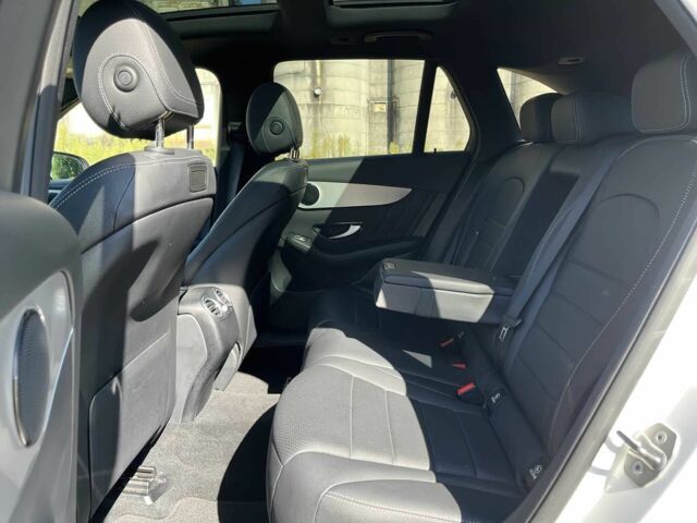 Белый Мерседес ЦЛЦ-класс, объемом двигателя 2 л и пробегом 49 тыс. км за 21000 $, фото 11 на Automoto.ua