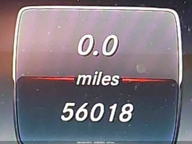 Белый Мерседес ЦЛЦ-класс, объемом двигателя 2 л и пробегом 87 тыс. км за 7000 $, фото 15 на Automoto.ua