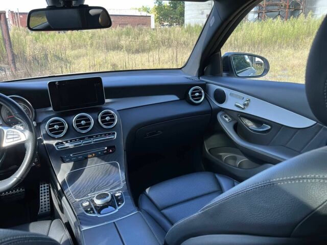 Белый Мерседес ЦЛЦ-класс, объемом двигателя 2 л и пробегом 49 тыс. км за 21000 $, фото 6 на Automoto.ua