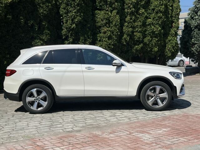 Мерседес ЦЛЦ-класс 2019 в Белой Церкве на Automoto.ua Белый Мерседес ЦЛЦ-класс, объемом двигателя 2 л и пробегом 67 тыс. км за 31600 $, фото 2 на Automoto.ua