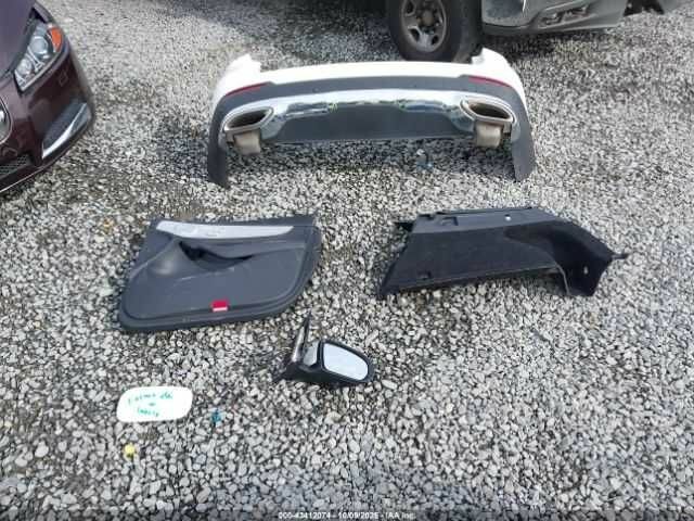 Белый Мерседес ЦЛЦ-класс, объемом двигателя 2 л и пробегом 87 тыс. км за 7000 $, фото 11 на Automoto.ua