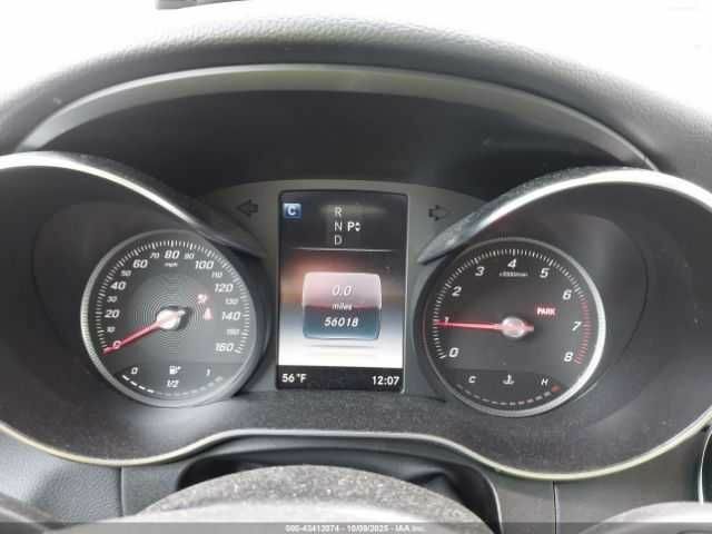 Белый Мерседес ЦЛЦ-класс, объемом двигателя 2 л и пробегом 87 тыс. км за 7000 $, фото 6 на Automoto.ua