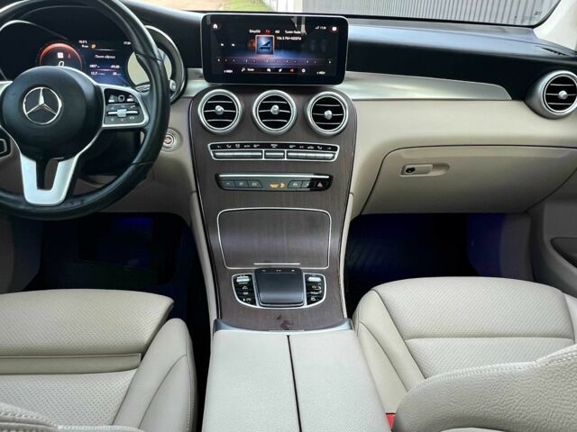 Білий Мерседес ЦЛЦ-клас, об'ємом двигуна 2 л та пробігом 73 тис. км за 36900 $, фото 19 на Automoto.ua