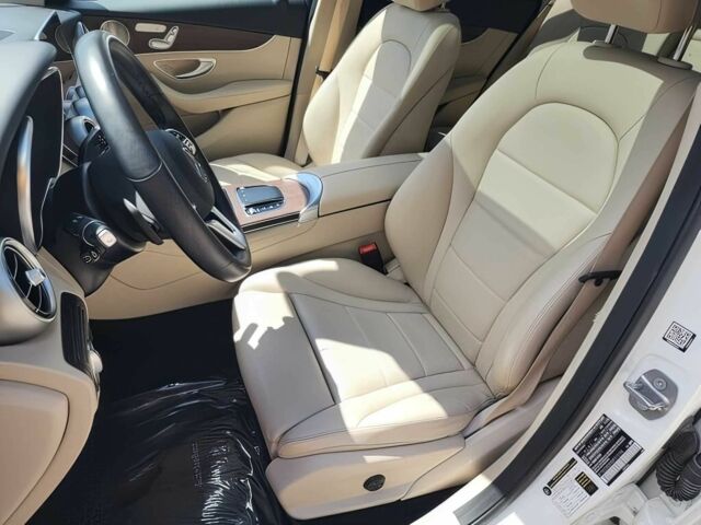 Білий Мерседес ЦЛЦ-клас, об'ємом двигуна 2 л та пробігом 14 тис. км за 16800 $, фото 8 на Automoto.ua