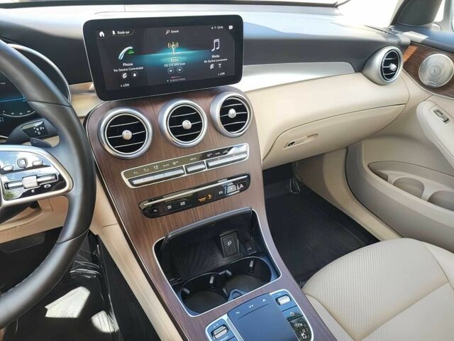 Білий Мерседес ЦЛЦ-клас, об'ємом двигуна 2 л та пробігом 14 тис. км за 16800 $, фото 9 на Automoto.ua