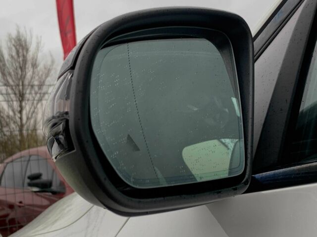 Белый Мерседес ЦЛЦ-класс, объемом двигателя 2 л и пробегом 38 тыс. км за 54999 $, фото 7 на Automoto.ua