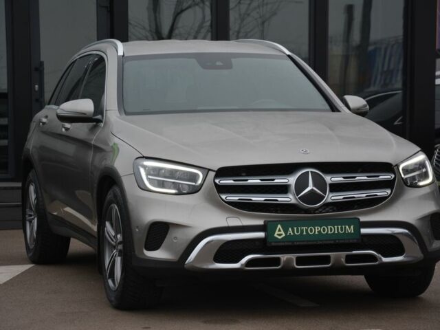 Бежевый Мерседес ЦЛЦ-класс, объемом двигателя 2 л и пробегом 149 тыс. км за 36500 $, фото 2 на Automoto.ua