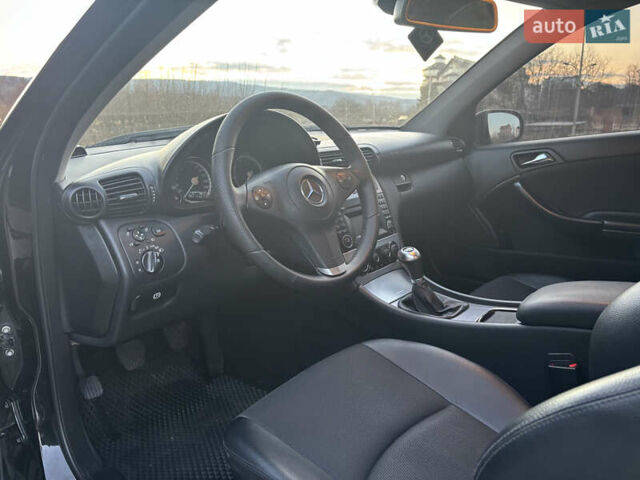 Черный Мерседес ЦЛЦ-класс, объемом двигателя 1.8 л и пробегом 220 тыс. км за 7999 $, фото 17 на Automoto.ua