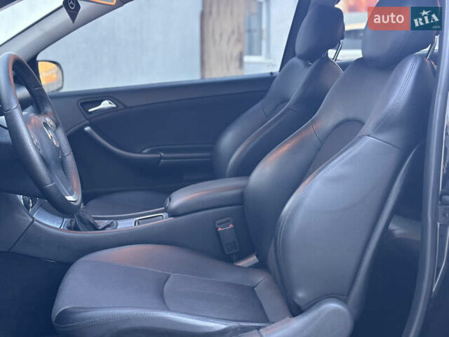 Чорний Мерседес ЦЛЦ-клас, об'ємом двигуна 1.8 л та пробігом 218 тис. км за 8000 $, фото 10 на Automoto.ua