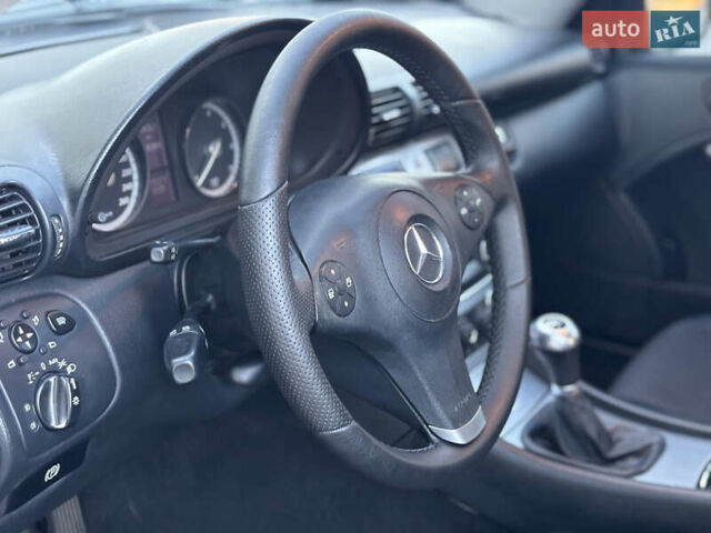 Чорний Мерседес ЦЛЦ-клас, об'ємом двигуна 1.8 л та пробігом 218 тис. км за 8000 $, фото 11 на Automoto.ua