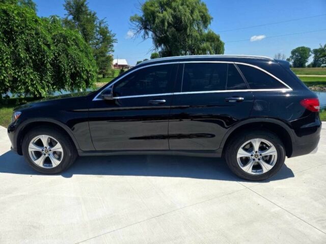 Черный Мерседес ЦЛЦ-класс, объемом двигателя 2 л и пробегом 59 тыс. км за 16900 $, фото 6 на Automoto.ua