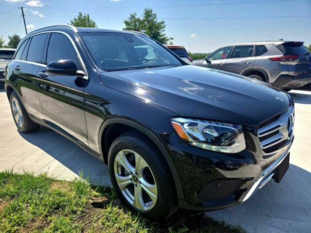 Черный Мерседес ЦЛЦ-класс, объемом двигателя 2 л и пробегом 59 тыс. км за 16900 $, фото 2 на Automoto.ua