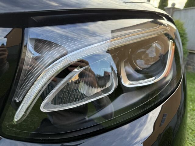 Черный Мерседес ЦЛЦ-класс, объемом двигателя 2 л и пробегом 150 тыс. км за 41500 $, фото 3 на Automoto.ua