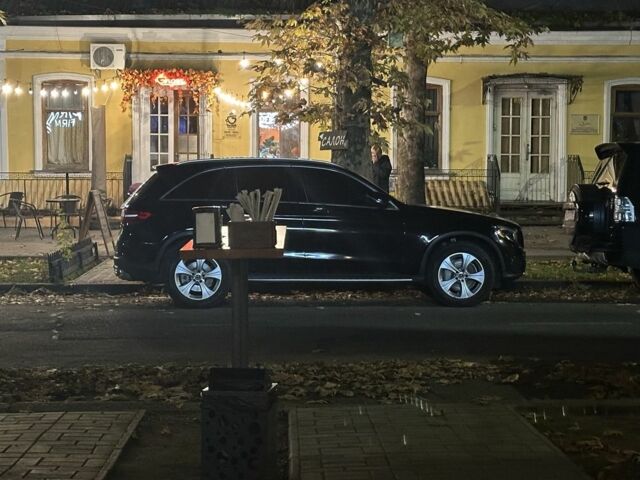 Чорний Мерседес ЦЛЦ-клас, об'ємом двигуна 2 л та пробігом 115 тис. км за 25000 $, фото 5 на Automoto.ua