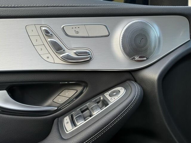 Черный Мерседес ЦЛЦ-класс, объемом двигателя 2 л и пробегом 150 тыс. км за 41500 $, фото 4 на Automoto.ua