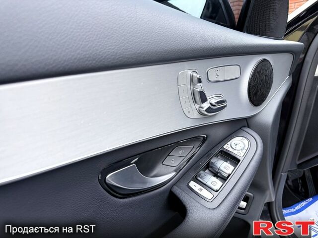 Чорний Мерседес ЦЛЦ-клас, об'ємом двигуна 2.2 л та пробігом 89 тис. км за 35900 $, фото 4 на Automoto.ua