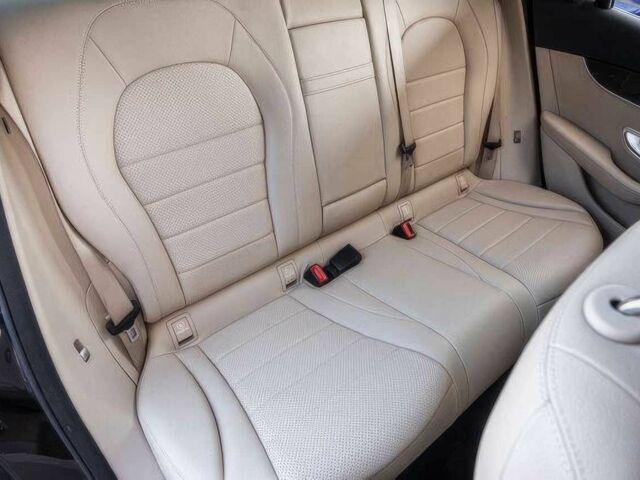 Чорний Мерседес ЦЛЦ-клас, об'ємом двигуна 2 л та пробігом 49 тис. км за 15900 $, фото 11 на Automoto.ua