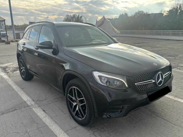 Черный Мерседес ЦЛЦ-класс, объемом двигателя 2 л и пробегом 131 тыс. км за 19600 $, фото 2 на Automoto.ua