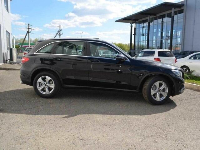 Чорний Мерседес ЦЛЦ-клас, об'ємом двигуна 2 л та пробігом 88 тис. км за 20000 $, фото 1 на Automoto.ua