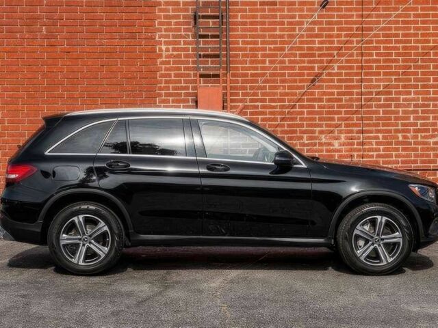 Чорний Мерседес ЦЛЦ-клас, об'ємом двигуна 2 л та пробігом 49 тис. км за 15900 $, фото 3 на Automoto.ua