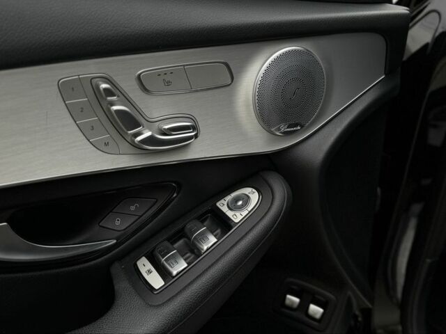 Черный Мерседес ЦЛЦ-класс, объемом двигателя 2 л и пробегом 48 тыс. км за 33500 $, фото 8 на Automoto.ua