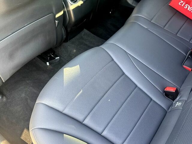 Черный Мерседес ЦЛЦ-класс, объемом двигателя 2 л и пробегом 44 тыс. км за 36777 $, фото 6 на Automoto.ua