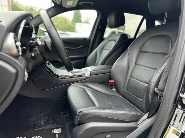 Черный Мерседес ЦЛЦ-класс, объемом двигателя 2 л и пробегом 76 тыс. км за 36500 $, фото 8 на Automoto.ua