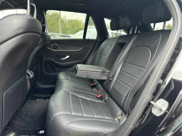 Черный Мерседес ЦЛЦ-класс, объемом двигателя 2 л и пробегом 76 тыс. км за 36500 $, фото 19 на Automoto.ua