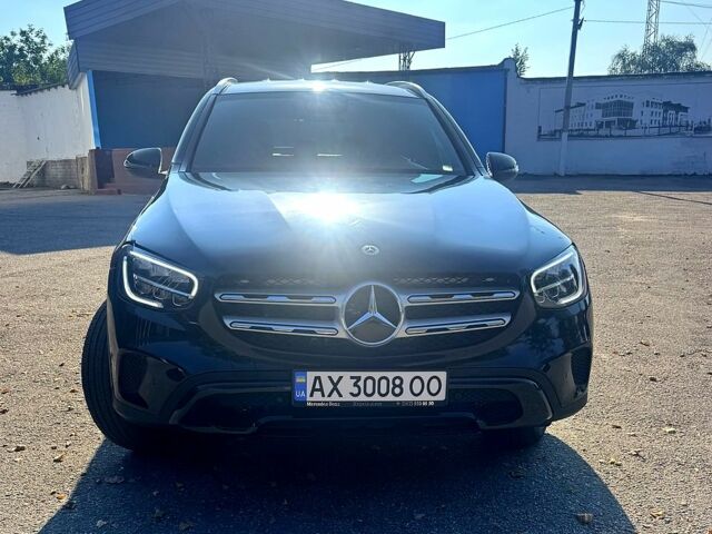 Черный Мерседес ЦЛЦ-класс, объемом двигателя 2 л и пробегом 44 тыс. км за 36777 $, фото 3 на Automoto.ua