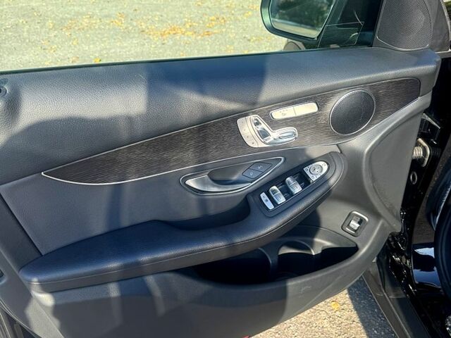 Черный Мерседес ЦЛЦ-класс, объемом двигателя 2 л и пробегом 44 тыс. км за 36777 $, фото 10 на Automoto.ua