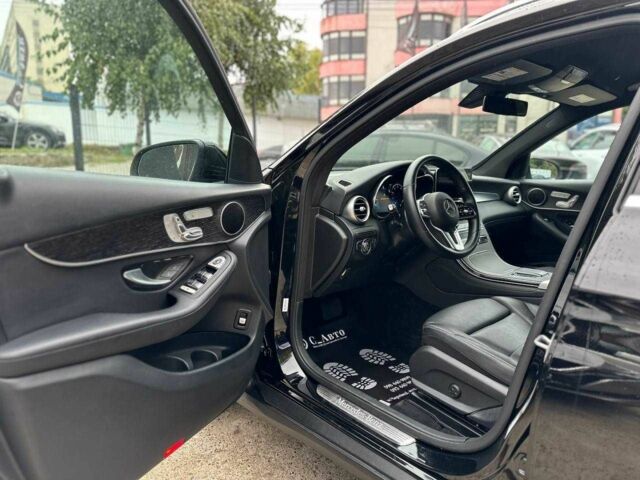 Черный Мерседес ЦЛЦ-класс, объемом двигателя 2 л и пробегом 76 тыс. км за 36500 $, фото 5 на Automoto.ua