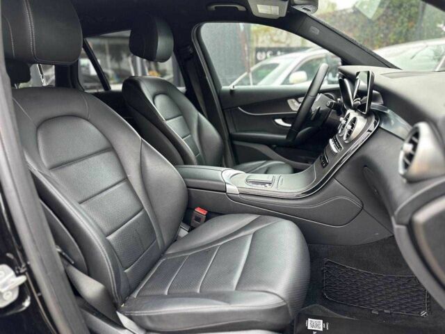 Черный Мерседес ЦЛЦ-класс, объемом двигателя 2 л и пробегом 76 тыс. км за 36500 $, фото 14 на Automoto.ua