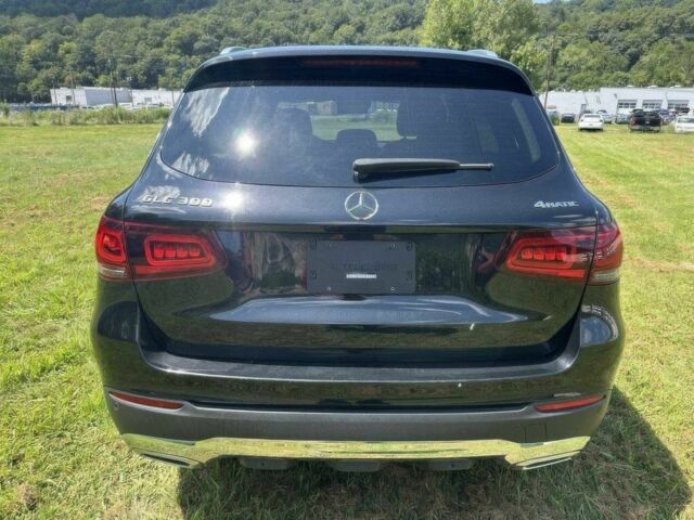 Чорний Мерседес ЦЛЦ-клас, об'ємом двигуна 2 л та пробігом 30 тис. км за 19300 $, фото 4 на Automoto.ua