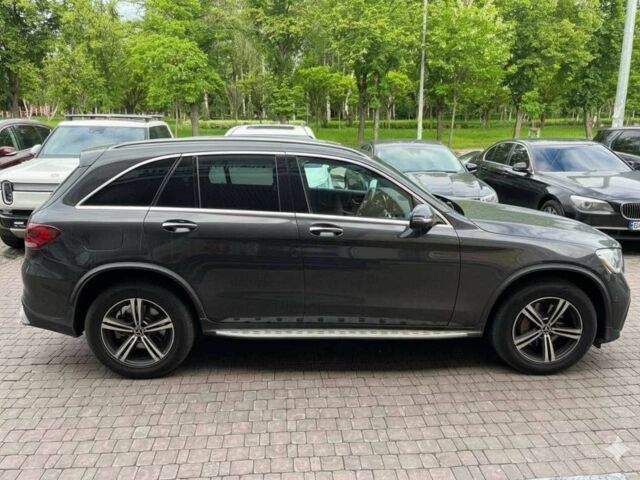 Чорний Мерседес ЦЛЦ-клас, об'ємом двигуна 2 л та пробігом 61 тис. км за 37500 $, фото 5 на Automoto.ua