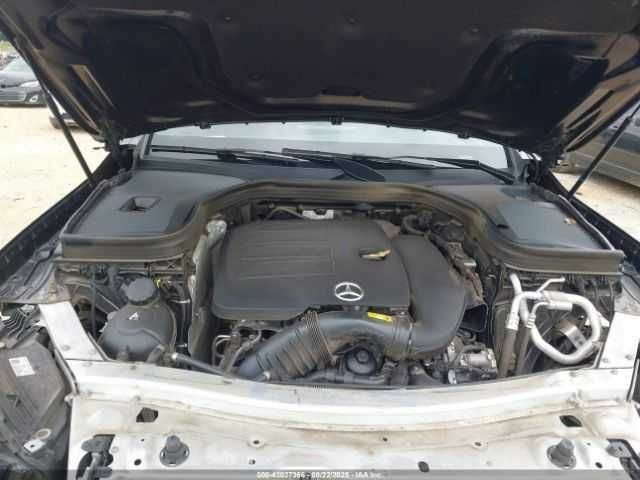 Черный Мерседес ЦЛЦ-класс, объемом двигателя 2 л и пробегом 35 тыс. км за 12900 $, фото 8 на Automoto.ua