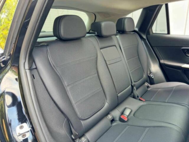 Чорний Мерседес ЦЛЦ-клас, об'ємом двигуна 2 л та пробігом 25 тис. км за 18700 $, фото 11 на Automoto.ua