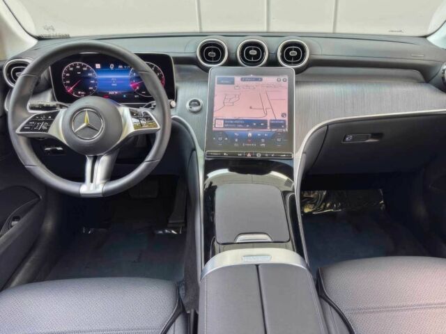 Чорний Мерседес ЦЛЦ-клас, об'ємом двигуна 2 л та пробігом 25 тис. км за 18700 $, фото 8 на Automoto.ua