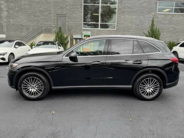 Чорний Мерседес ЦЛЦ-клас, об'ємом двигуна 2 л та пробігом 27 тис. км за 18700 $, фото 6 на Automoto.ua