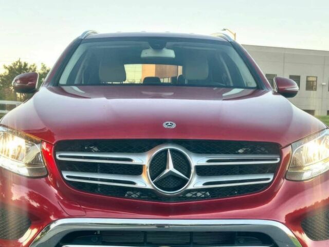 Мерседес ЦЛЦ-клас 2018 у Івано-Франківську на Automoto.ua Червоний Мерседес ЦЛЦ-клас, об'ємом двигуна 2 л та пробігом 37 тис. км за 17600 $, фото 1 на Automoto.ua