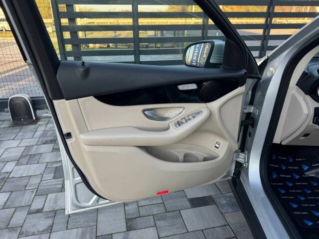 Серый Мерседес ЦЛЦ-класс, объемом двигателя 2.1 л и пробегом 186 тыс. км за 26900 $, фото 13 на Automoto.ua