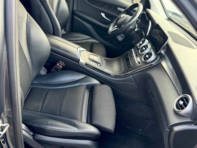 Сірий Мерседес ЦЛЦ-клас, об'ємом двигуна 2 л та пробігом 130 тис. км за 34700 $, фото 16 на Automoto.ua