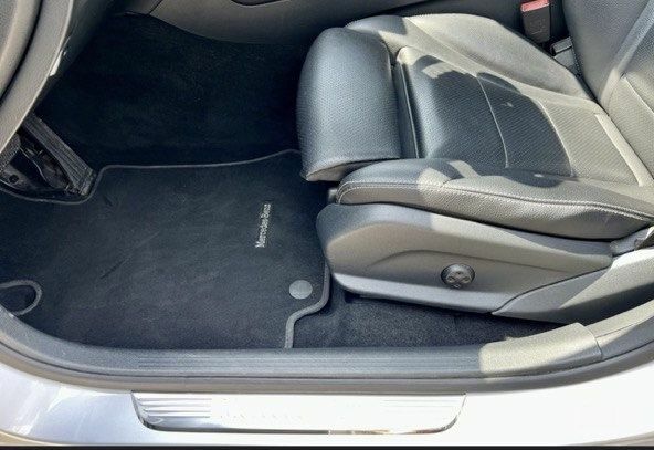 Сірий Мерседес ЦЛЦ-клас, об'ємом двигуна 1.99 л та пробігом 218 тис. км за 24842 $, фото 10 на Automoto.ua